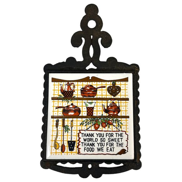 Vintage Made in Japan Cast Iron Kitchen Wall Hanging Trivet 1970s - Picture 1 of 4